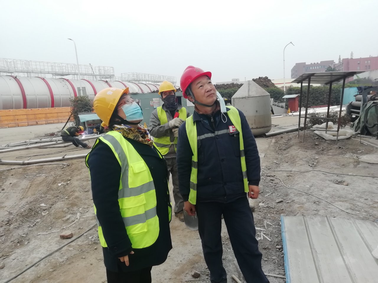 公司領(lǐng)導蒞臨杭州雪花項目檢查指導工作